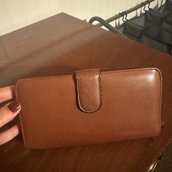 Buxton Handbags - Buxton Brown Wallet